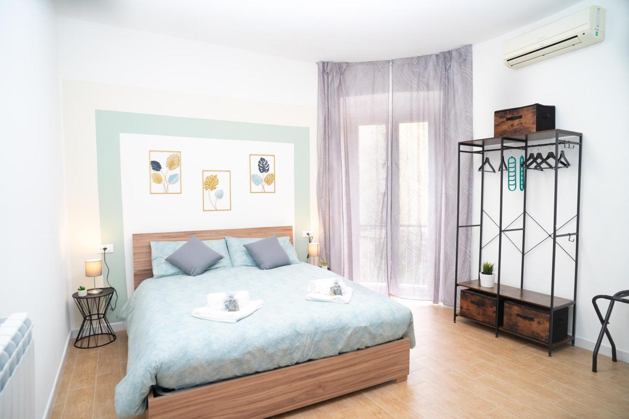 Apartment Comfort And Metro 2 Steps Away, Perfect For 3 Guests
